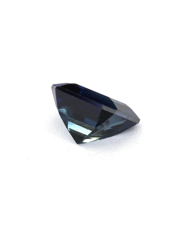 Nangi fine jewelry - teal / Peacock gemstone in gold