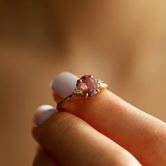 Nangi fine jewelry - pink ring in yellow gold