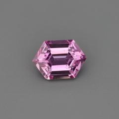 Nangi fine jewelry - pink sapphire gemstone in gold
