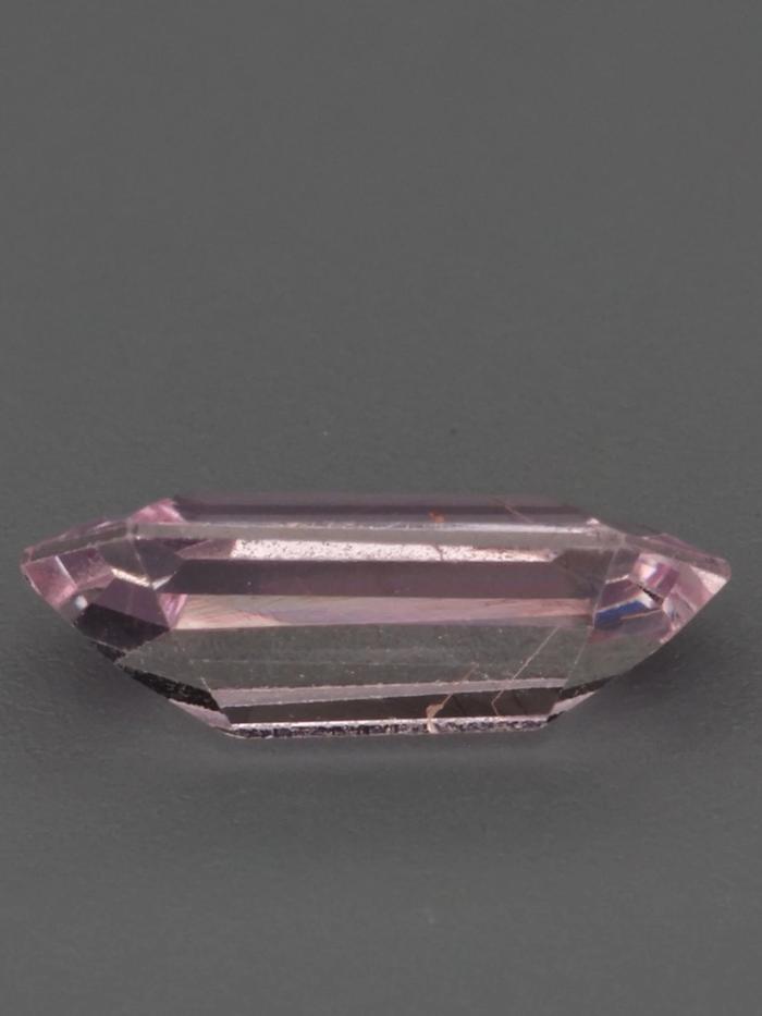 Nangi fine jewelry - pink gemstone in gold