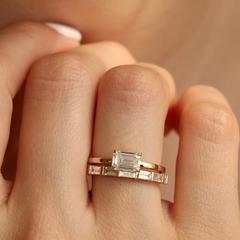 Nangi fine jewelry - white lab-grown diamond ring in gold