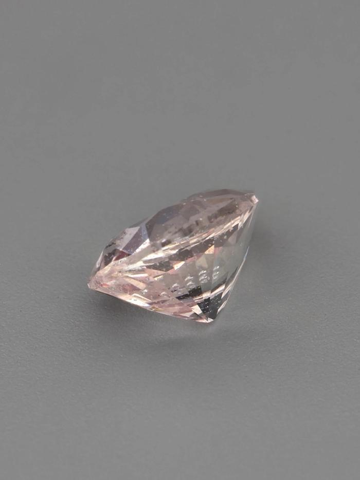 Nangi fine jewelry - pink gemstone in gold