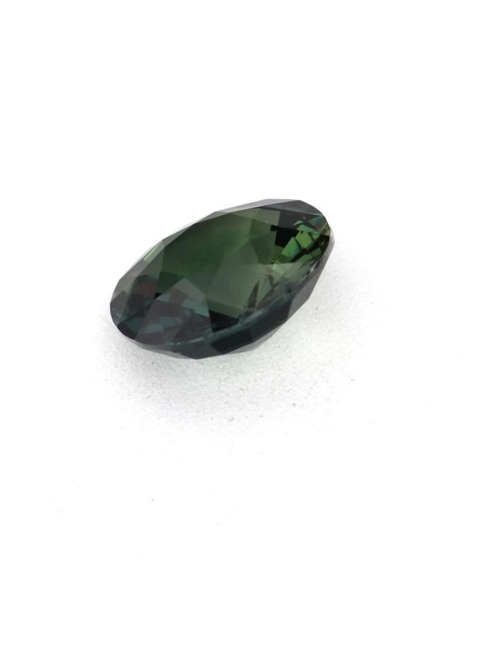 Nangi fine jewelry - green gemstone in gold