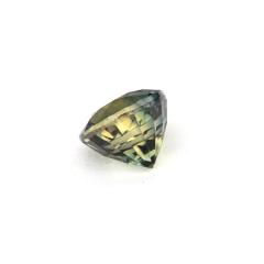 Nangi fine jewelry - green gemstone in gold