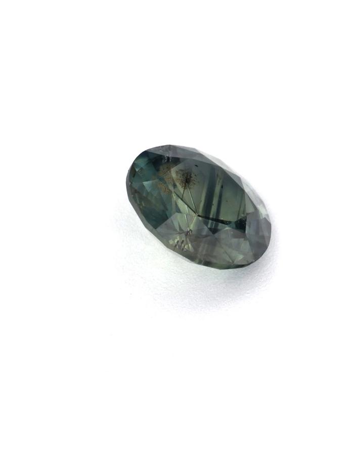 Nangi fine jewelry - green gemstone in gold