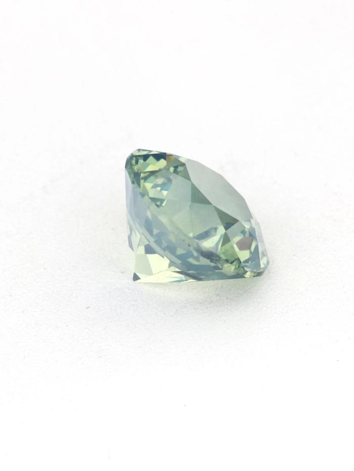 Nangi fine jewelry - green gemstone in gold