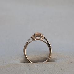 Nangi fine jewelry - champagne sapphire ring in yellow gold