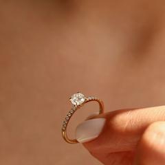 Nangi fine jewelry - white lab-grown diamond ring in gold