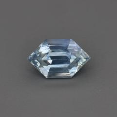 Nangi fine jewelry - blue gemstone in gold