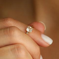 Nangi fine jewelry - pink ring in yellow gold