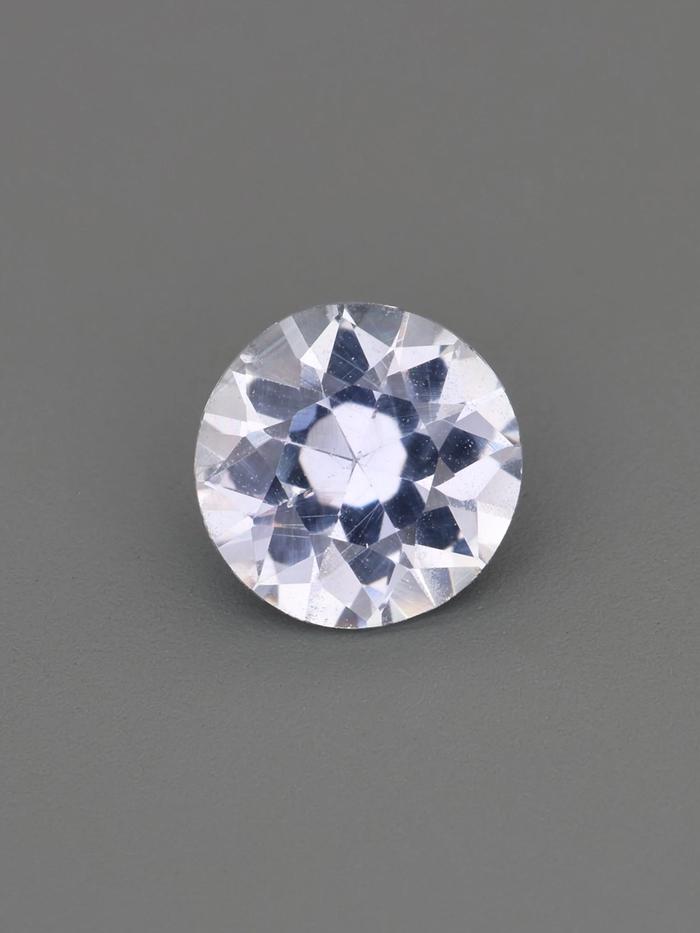 Nangi fine jewelry - purple gemstone in gold