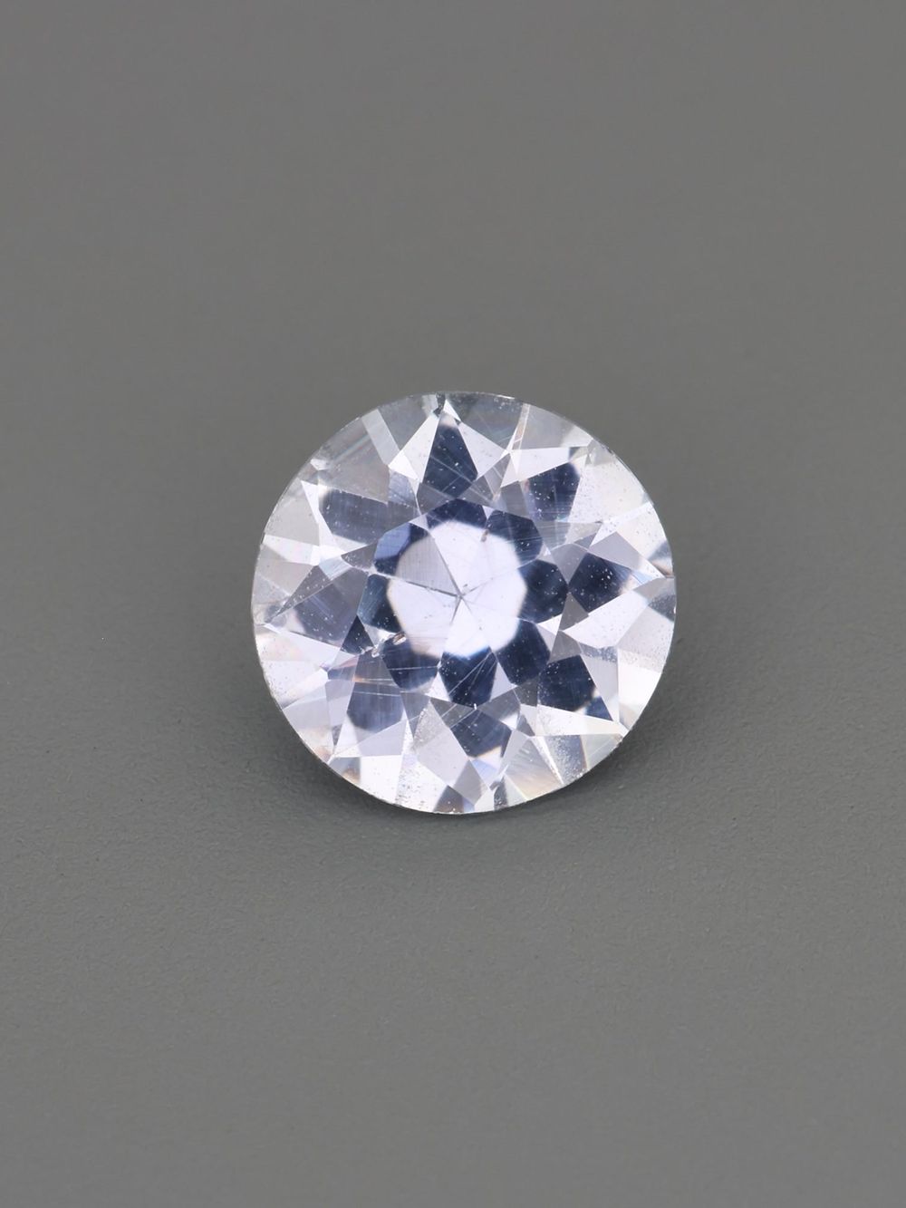 Lavender Mist Sapphire — 0.67 ct Round Cut