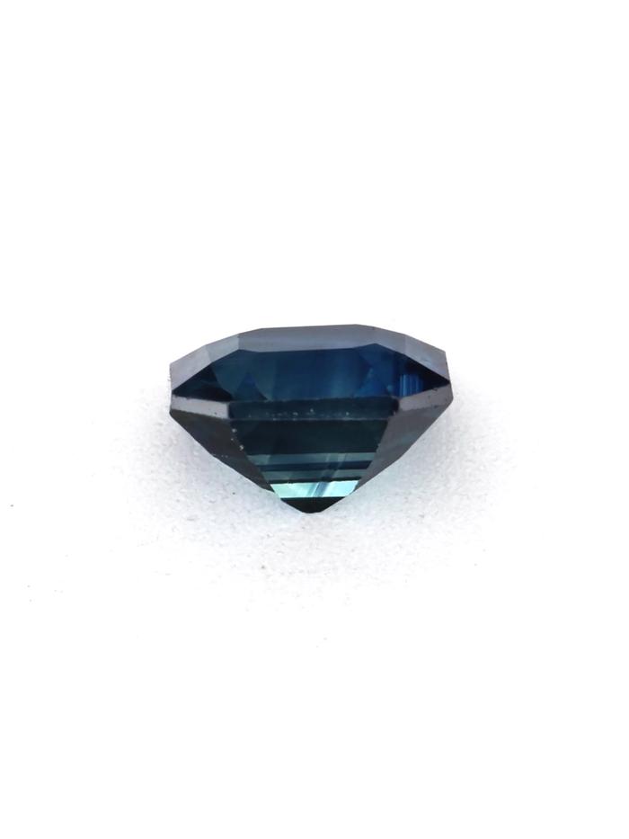 Nangi fine jewelry - blue gemstone in gold