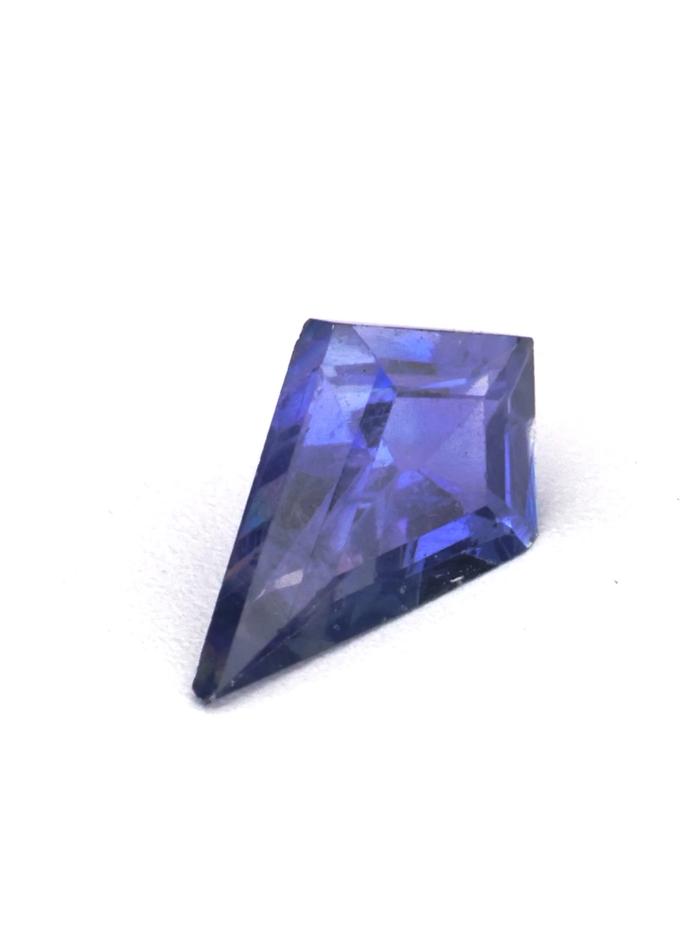 Nangi fine jewelry - purple gemstone in gold