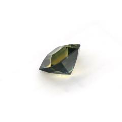 Nangi fine jewelry - green sapphire gemstone in gold