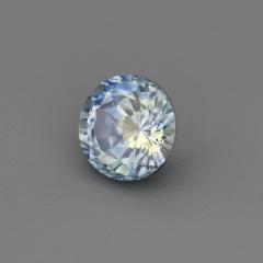 Nangi fine jewelry - blue gemstone in gold