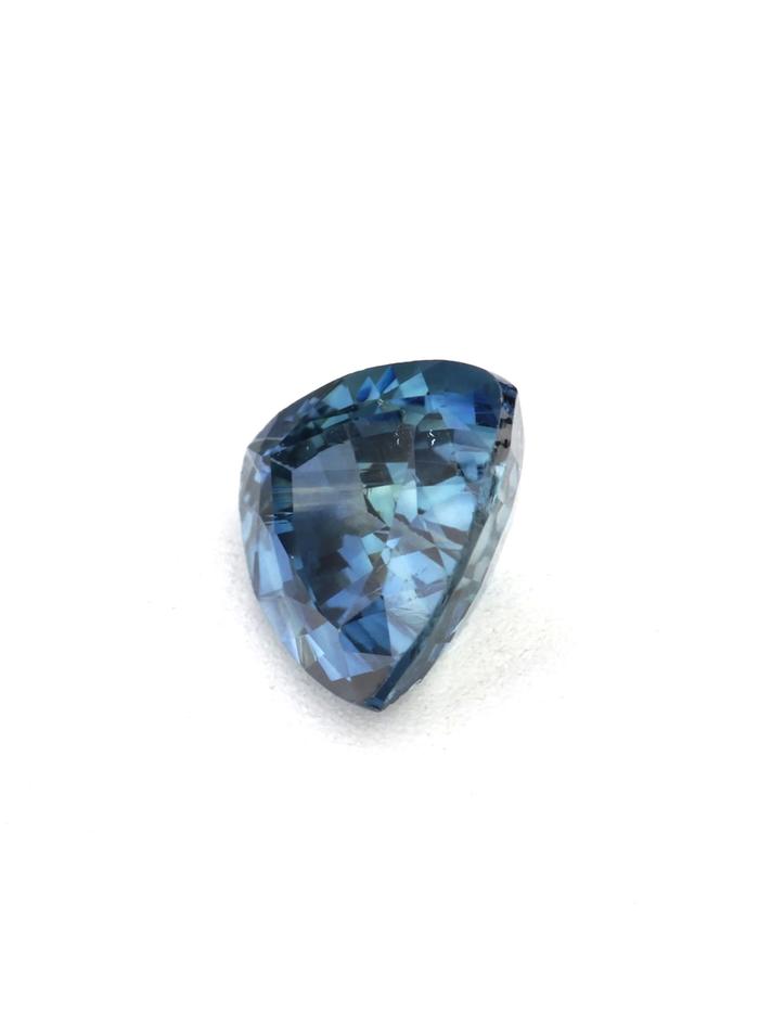 Nangi fine jewelry - teal / Peacock gemstone in gold