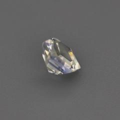 Nangi fine jewelry - purple gemstone in gold