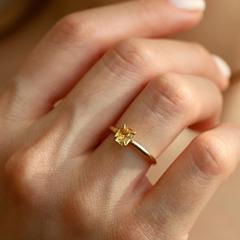 Nangi fine jewelry - yellow ring in gold
