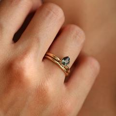 Nangi fine jewelry - brown sapphire ring in yellow gold