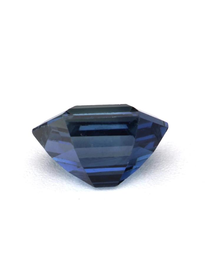 Nangi fine jewelry - blue gemstone in gold