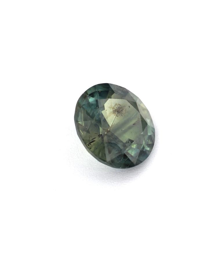 Nangi fine jewelry - green gemstone in gold