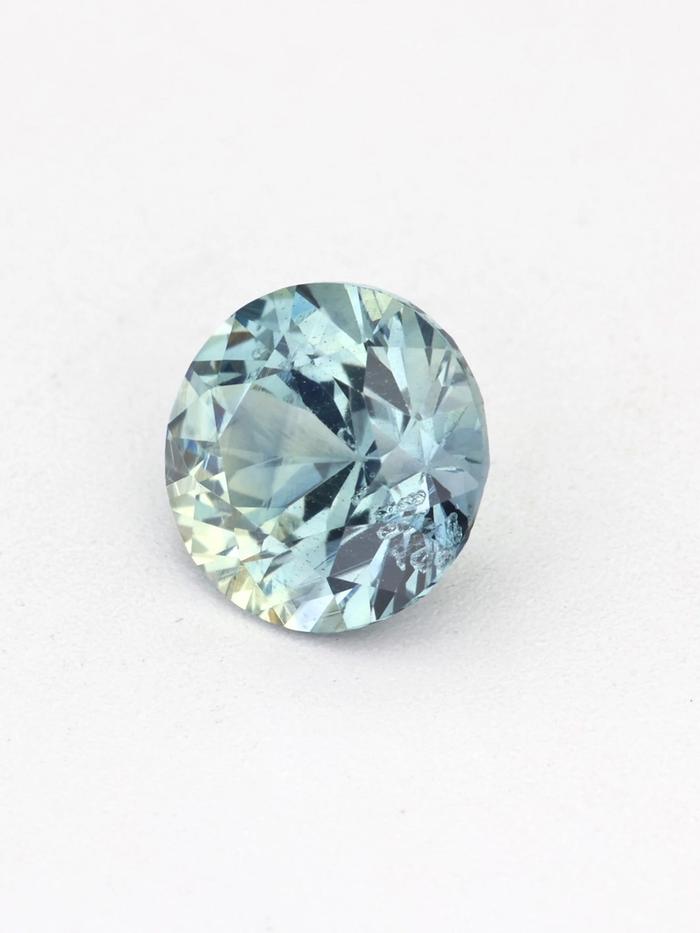 Nangi fine jewelry - blue gemstone in gold