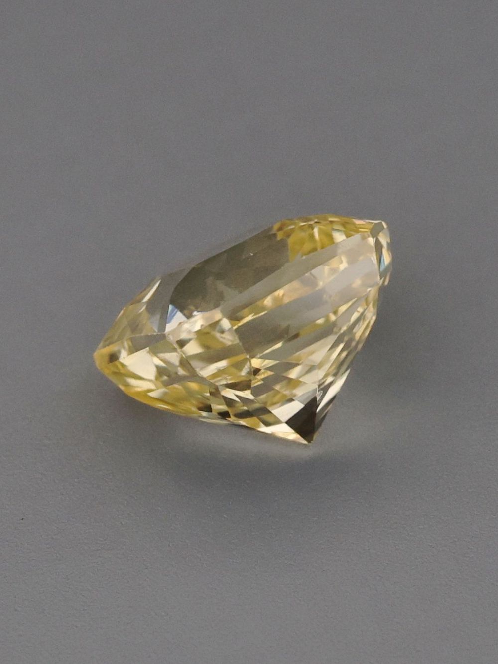 1.83 Yellow, Square, Radiant Cut Sapphire