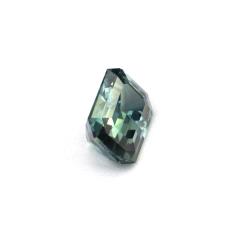 Nangi fine jewelry - green sapphire gemstone in gold