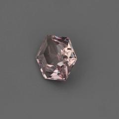 Nangi fine jewelry - pink gemstone in gold