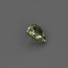Nangi fine jewelry - green gemstone in gold