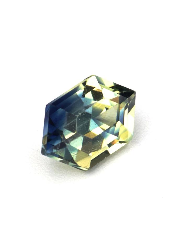 Nangi fine jewelry - teal / Peacock gemstone in gold