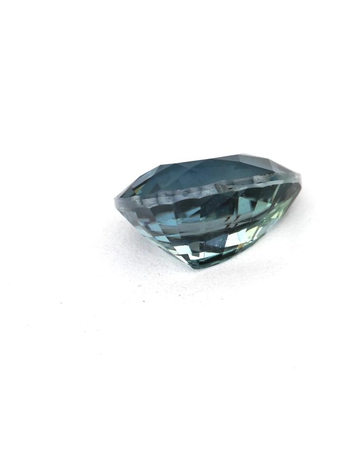 Nangi fine jewelry - teal / Peacock sapphire gemstone in gold