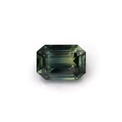 Nangi fine jewelry - green sapphire gemstone in gold