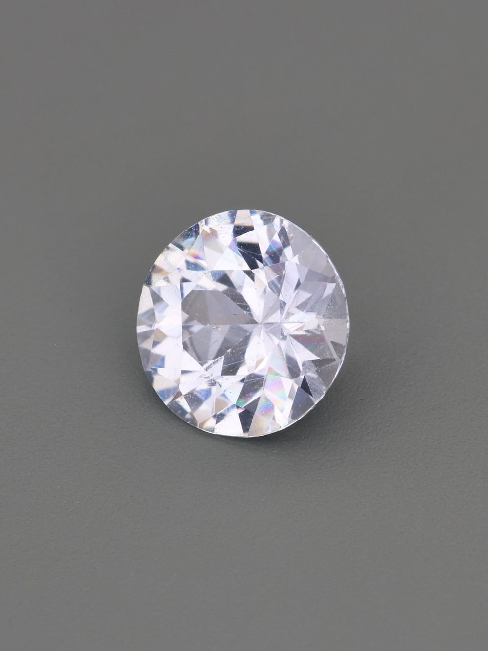Lavender Mist Sapphire — 0.67 ct Round Cut