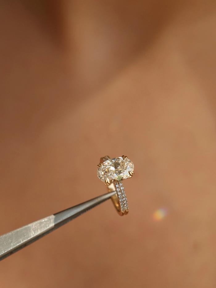 Nangi fine jewelry - ring in yellow gold