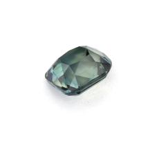 Nangi fine jewelry - green gemstone in gold