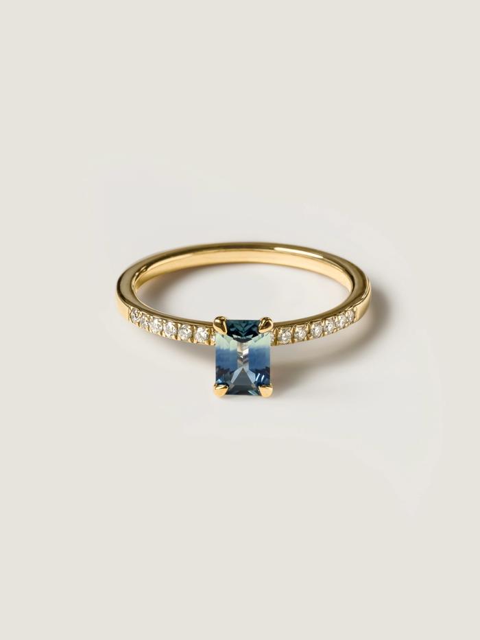 Nangi fine jewelry - teal / Peacock ring in yellow gold
