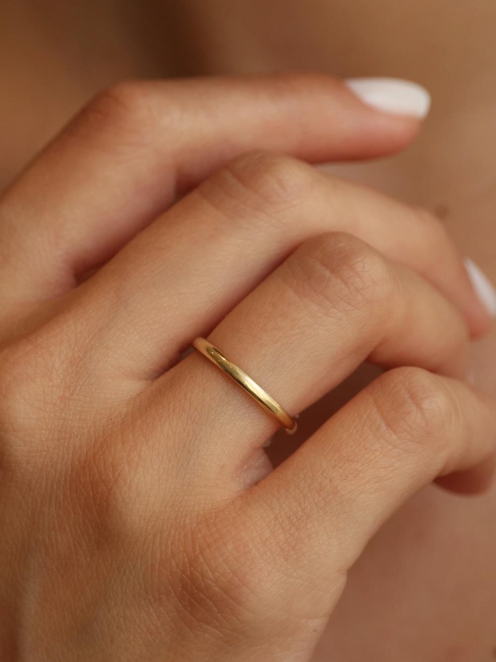 Her Rounded Love Band
