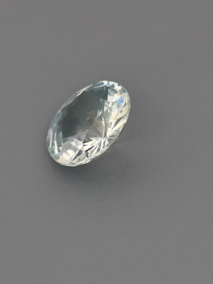 Nangi fine jewelry - blue gemstone in gold