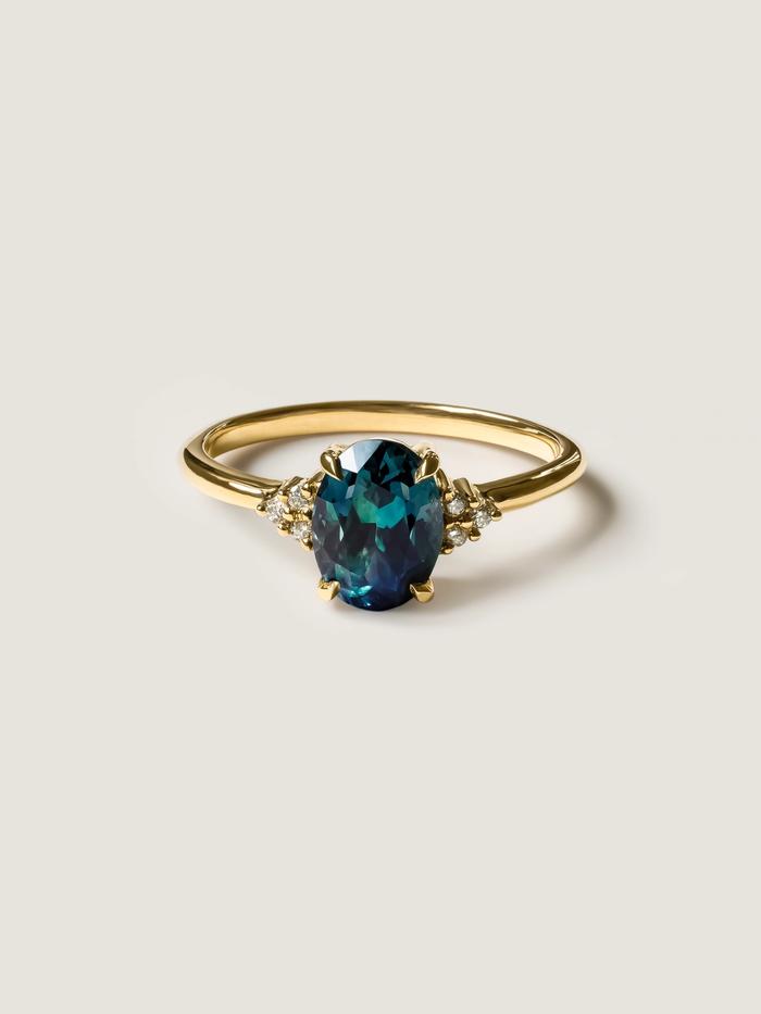 Nangi fine jewelry - teal / Peacock ring in yellow gold