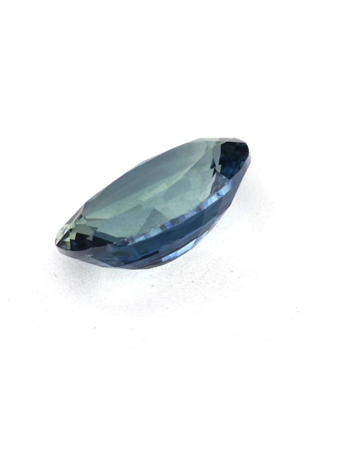 Nangi fine jewelry - blue sapphire gemstone in gold