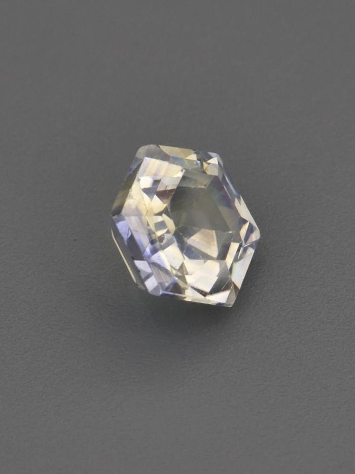 Nangi fine jewelry - purple gemstone in gold