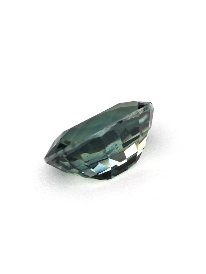 Nangi fine jewelry - green gemstone in gold