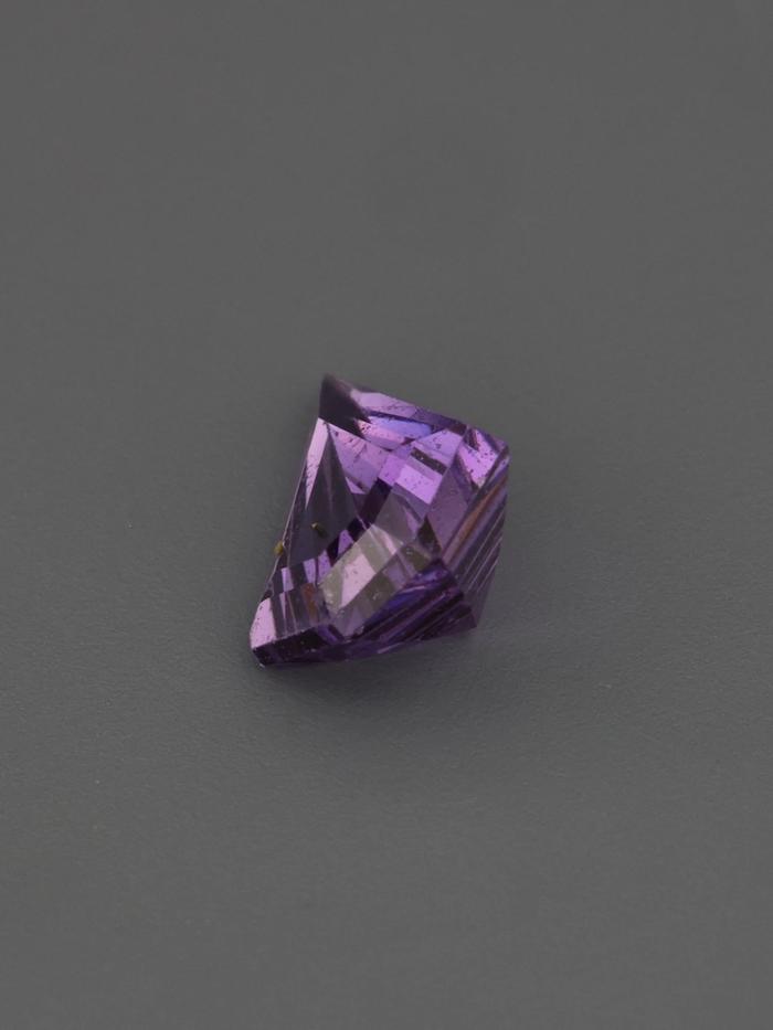 Nangi fine jewelry - purple gemstone in gold
