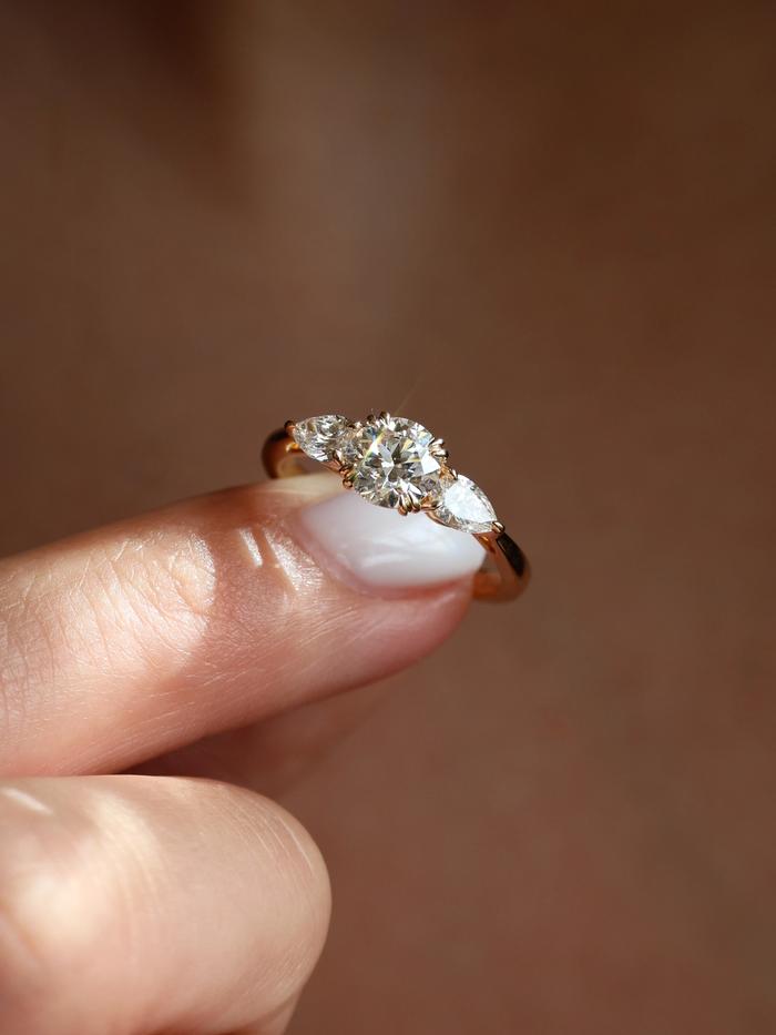 Nangi fine jewelry - ring in gold