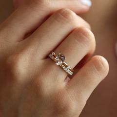 Nangi fine jewelry - champagne ring in yellow gold