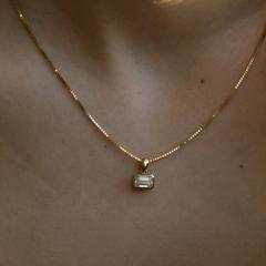 Nangi fine jewelry - white lab-grown diamond pendant in yellow gold