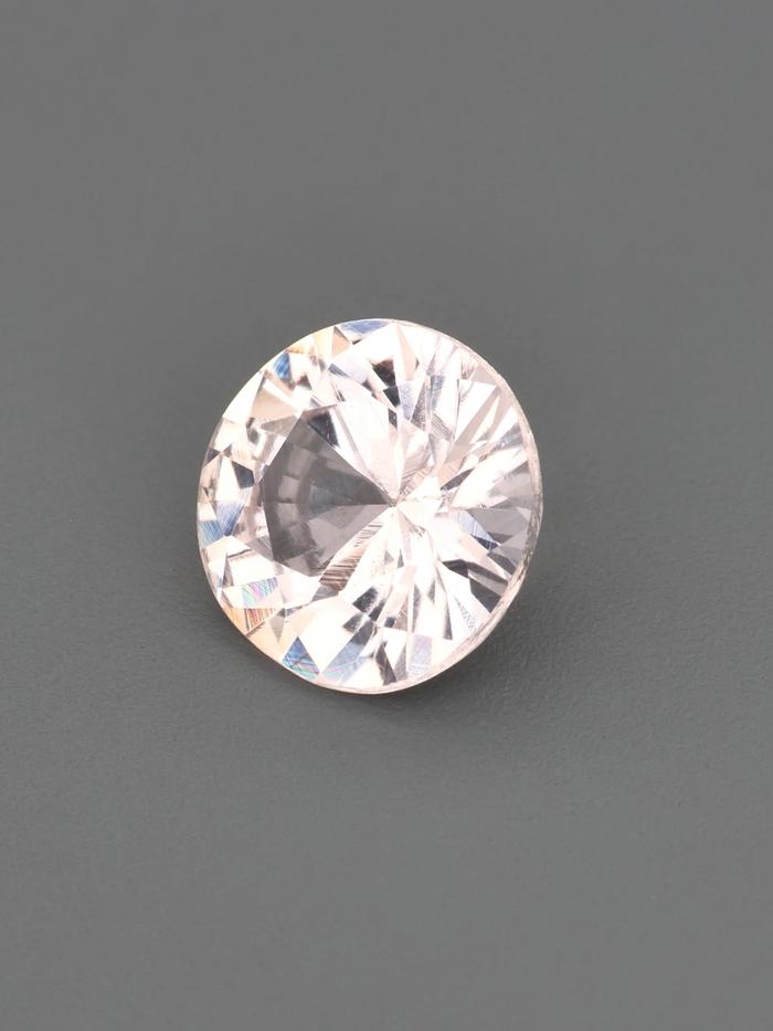 Nangi fine jewelry - champagne gemstone in gold