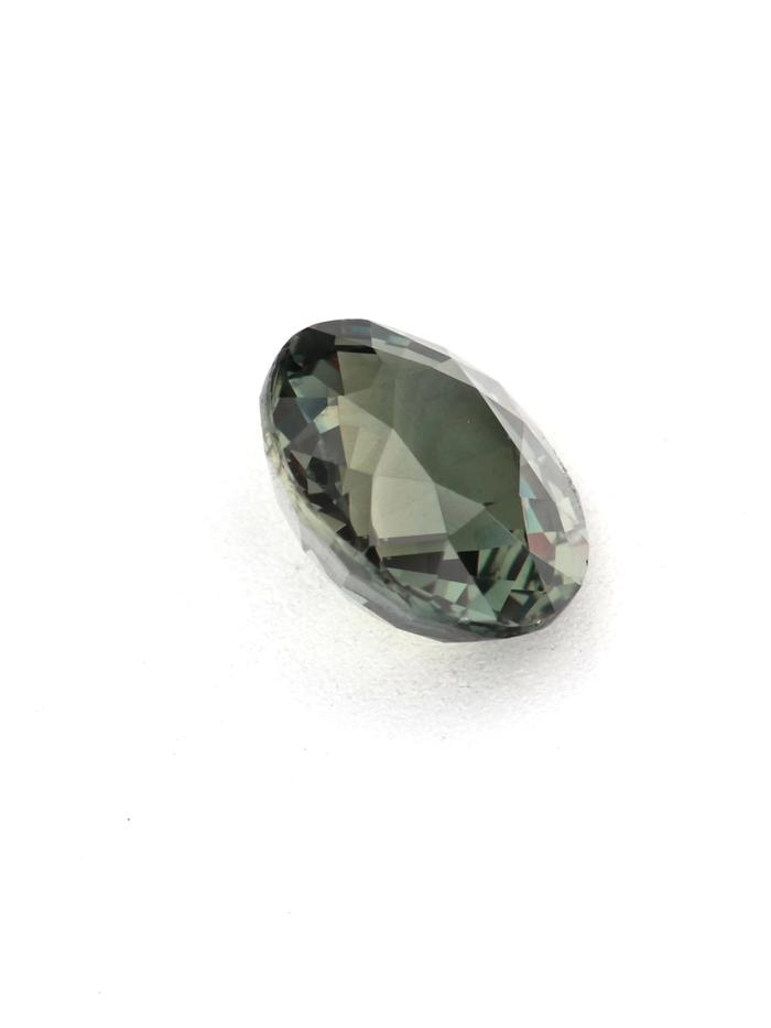Nangi fine jewelry - green gemstone in gold